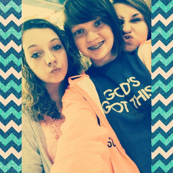 Meet your Posher, Paige - Picture 1 of 1